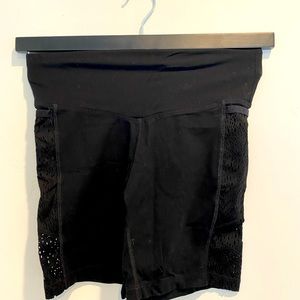 Pink legging shorts